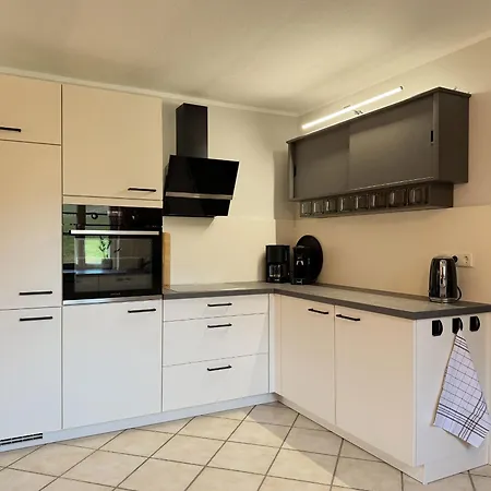 Hallmanns Hof Kır Evi *