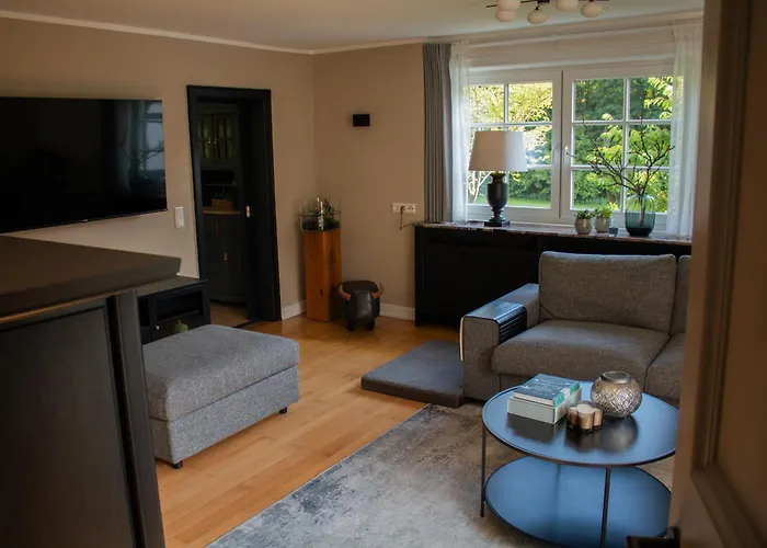 Hallmanns Hof Kır Evi *